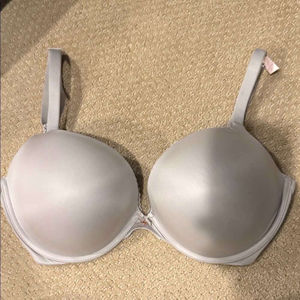 Victoria's Secret Light Gray Bra Body by Victoria